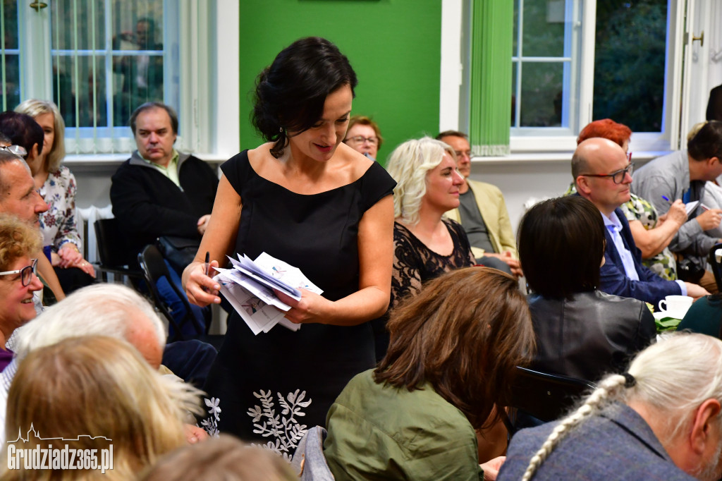 Malarstwo i poezja- Ważki i Cela