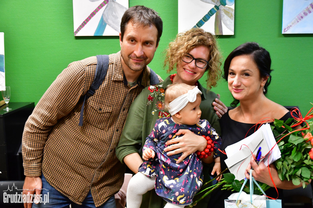 Malarstwo i poezja- Ważki i Cela