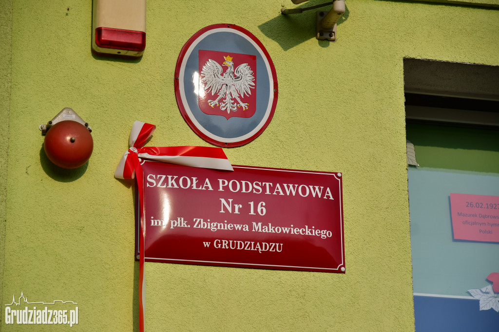 Płk Zbigniew Makowiecki patronem SP16