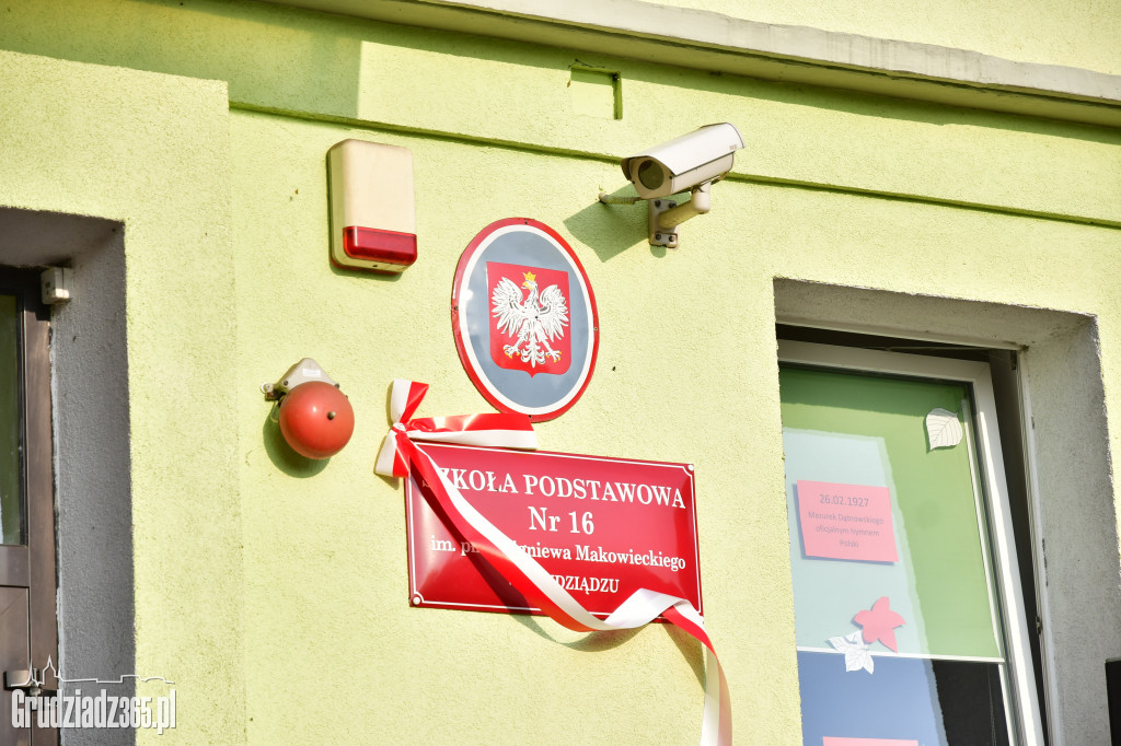 Płk Zbigniew Makowiecki patronem SP16