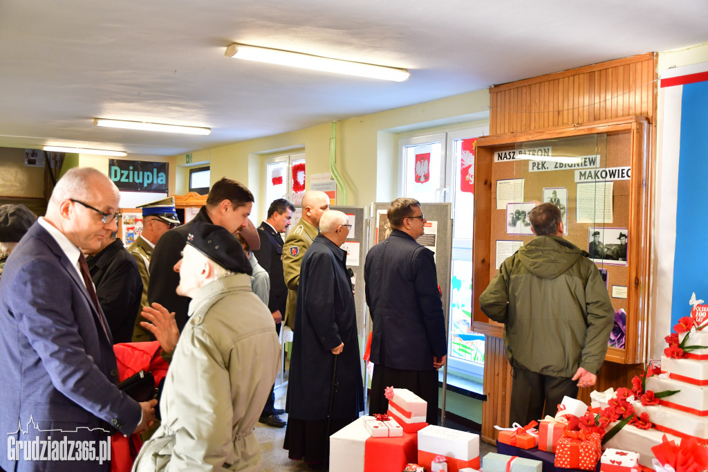 Płk Zbigniew Makowiecki patronem SP16