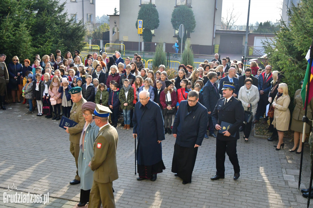 Płk Zbigniew Makowiecki patronem SP16
