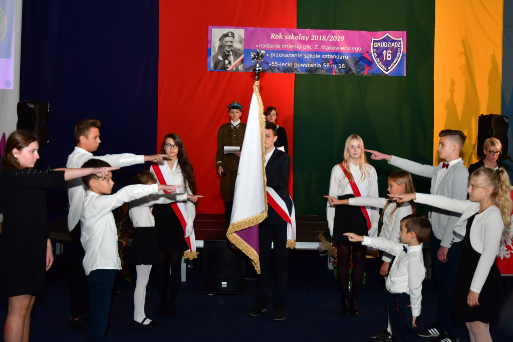 Prezentacja Sztandaru Szkoły Podstawowej nr16