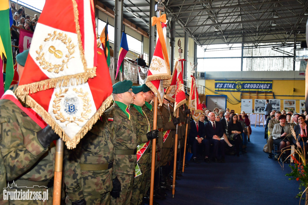 Prezentacja Sztandaru Szkoły Podstawowej nr16