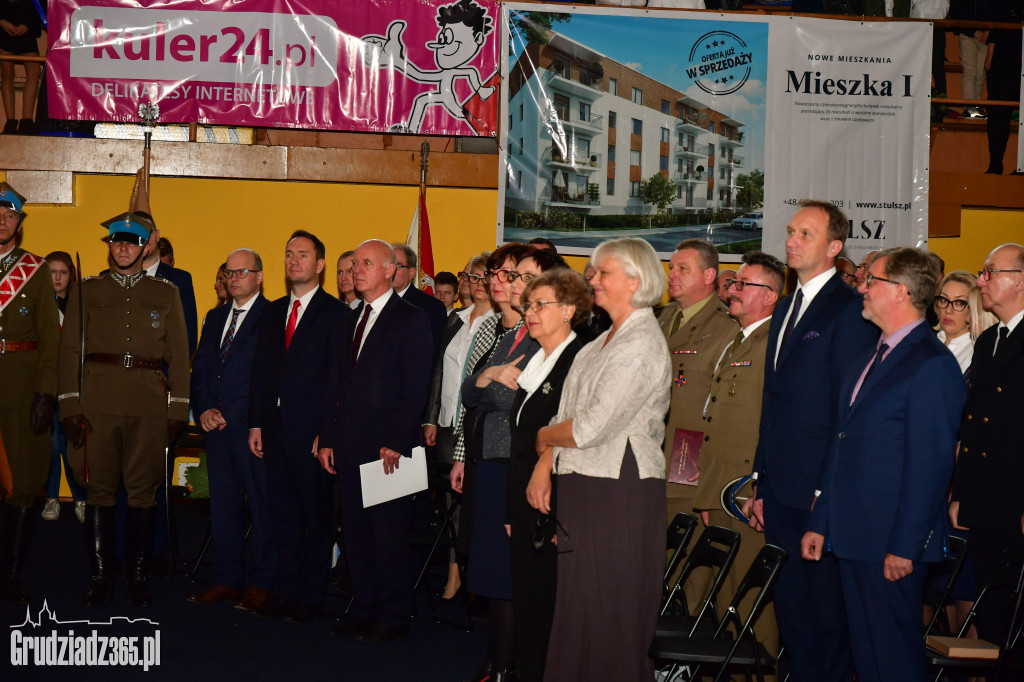 Prezentacja Sztandaru Szkoły Podstawowej nr16