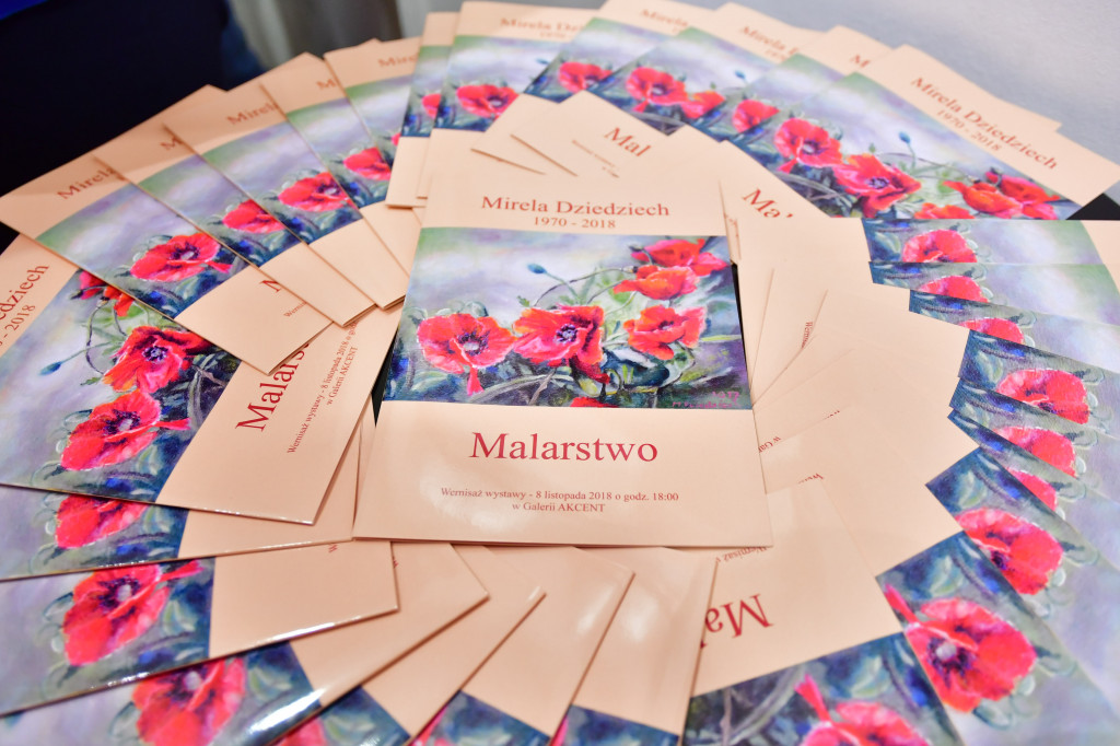 Wystawa obrazów Mireli Dziedziech- Fotorelacja