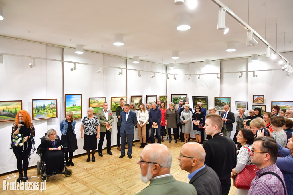 Wystawa obrazów Mireli Dziedziech- Fotorelacja