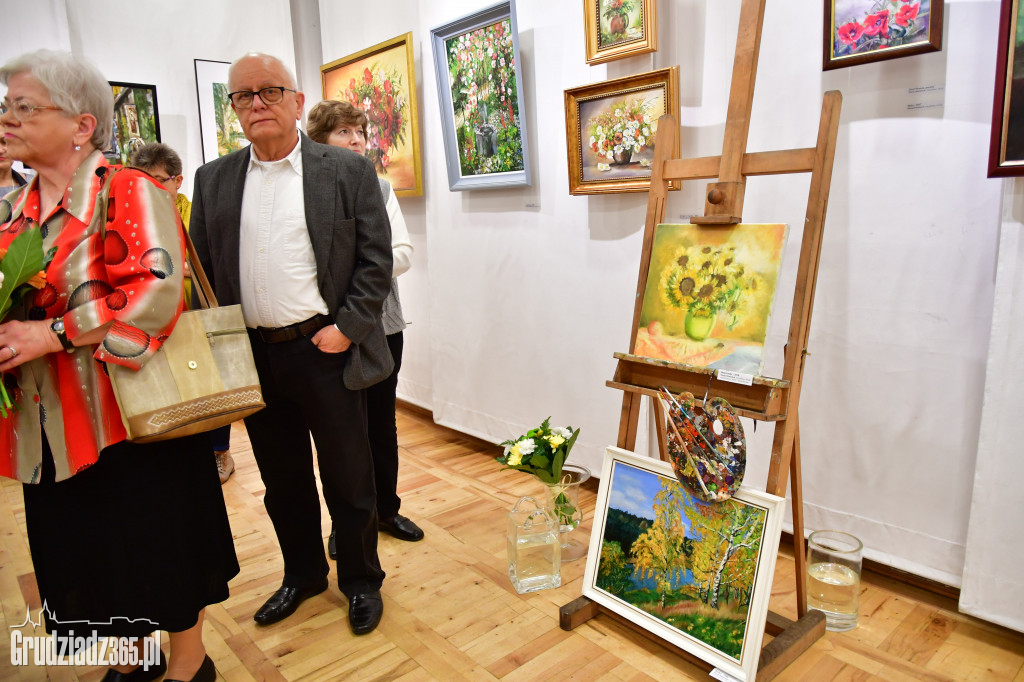 Wystawa obrazów Mireli Dziedziech- Fotorelacja