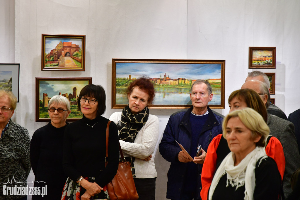 Wystawa obrazów Mireli Dziedziech- Fotorelacja