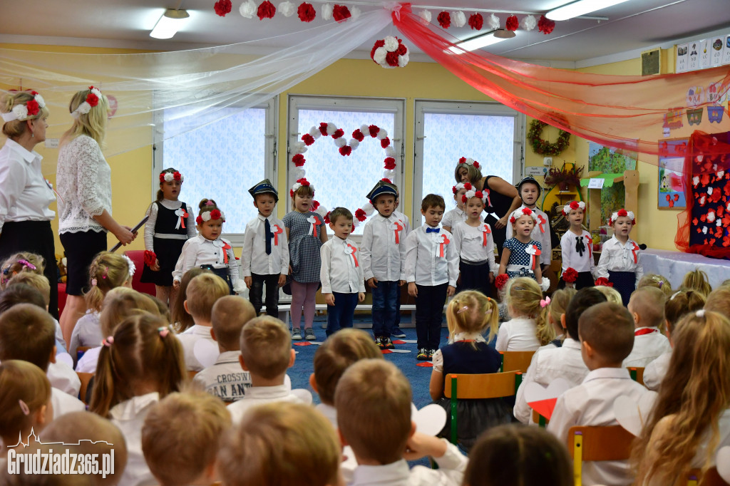 100-lecie Niepodległości -Przedszkolaki z Tarpna
