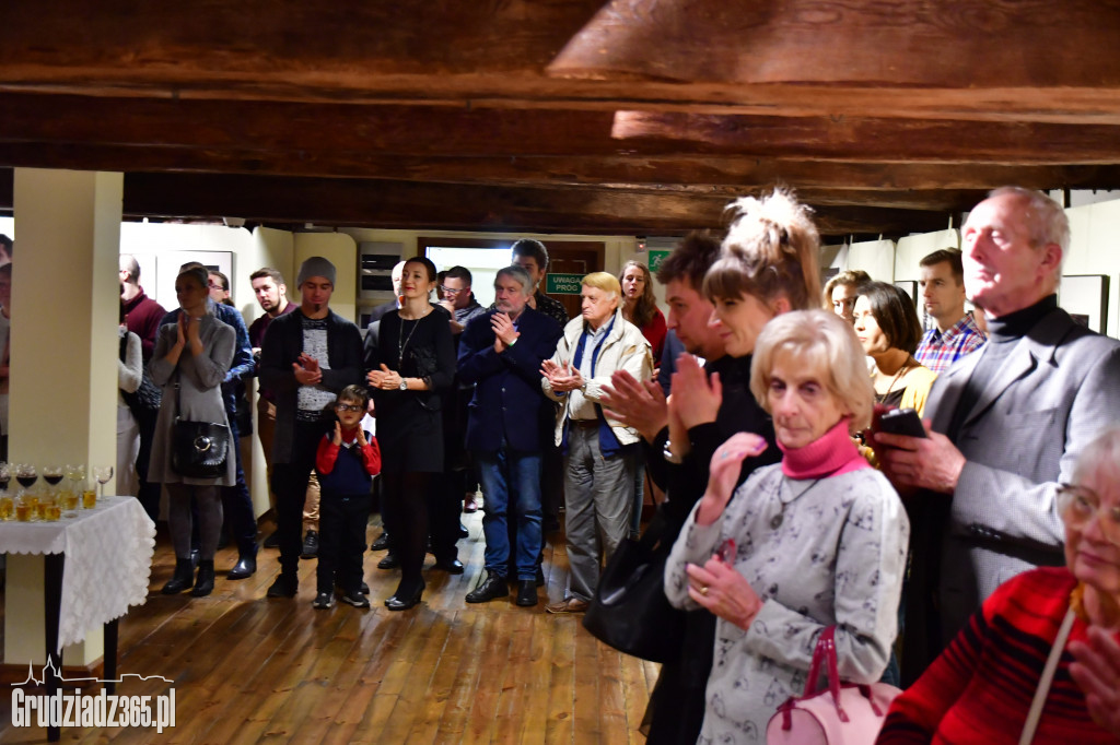 Wystawa Od fotografii do fotomontażu- Beksiński