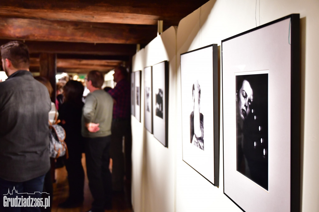 Wystawa Od fotografii do fotomontażu- Beksiński