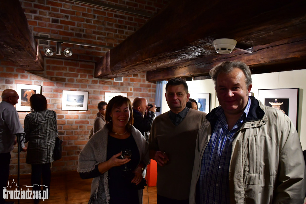 Wystawa Od fotografii do fotomontażu- Beksiński