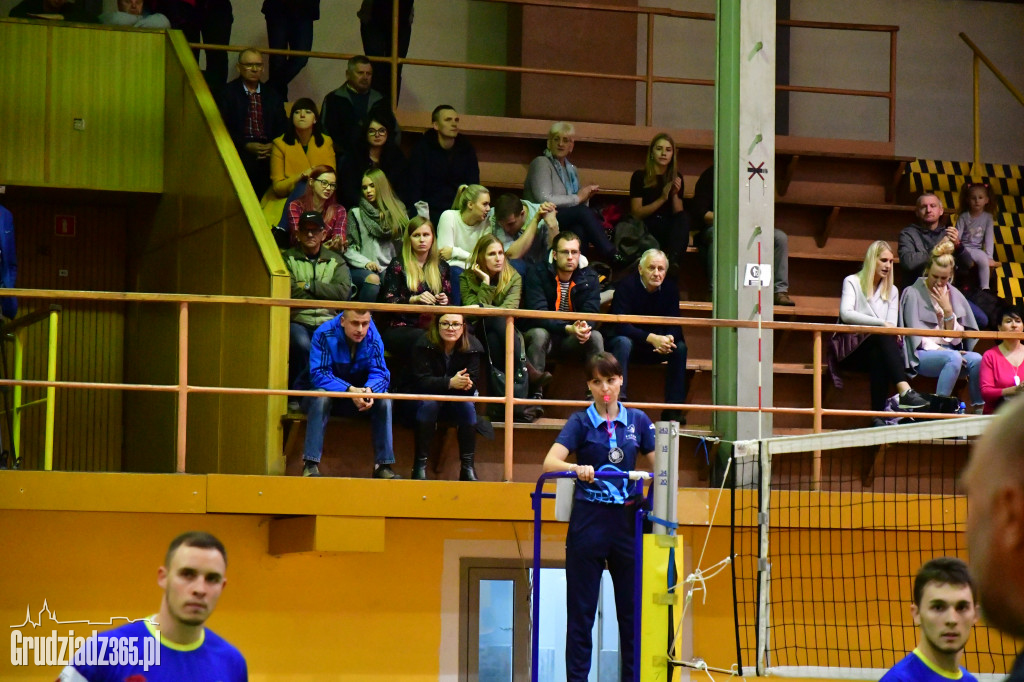 II liga siatkówki  STAL Grudziądz - NTS Trójka Nakło