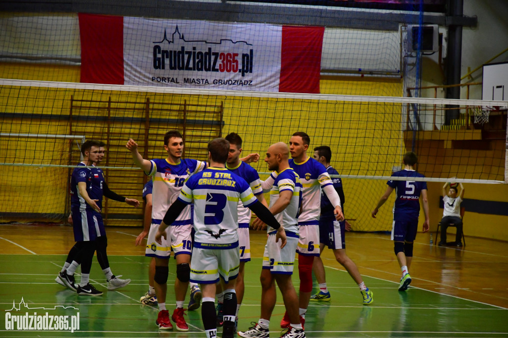 II liga siatkówki  STAL Grudziądz - NTS Trójka Nakło