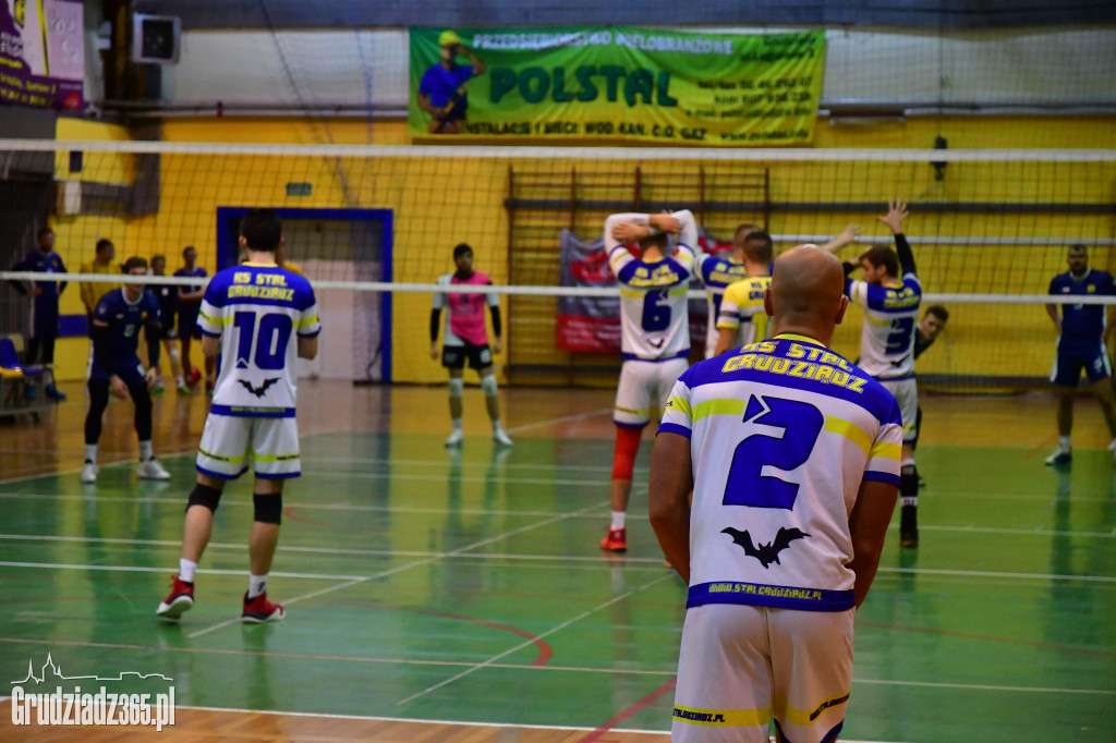 II liga siatkówki  STAL Grudziądz - NTS Trójka Nakło