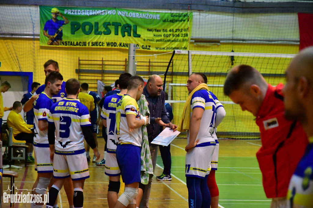 II liga siatkówki  STAL Grudziądz - NTS Trójka Nakło