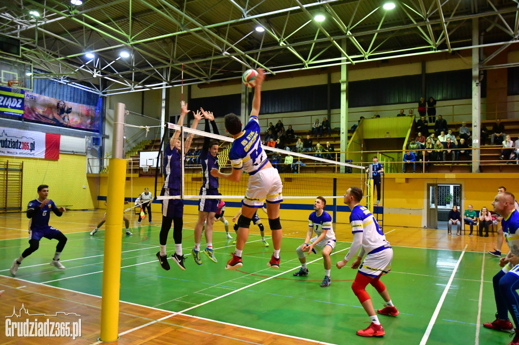 II liga siatkówki  STAL Grudziądz - NTS Trójka Nakło