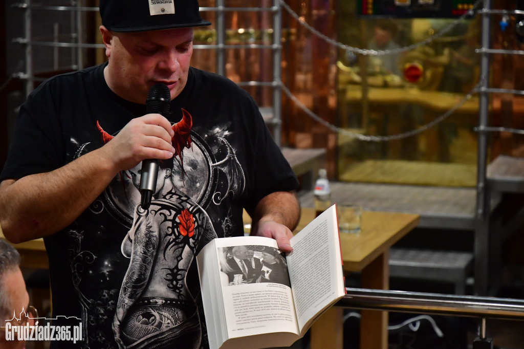 Skiba ciągle na wolności. Autobiografia łobuza