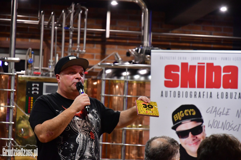 Skiba ciągle na wolności. Autobiografia łobuza
