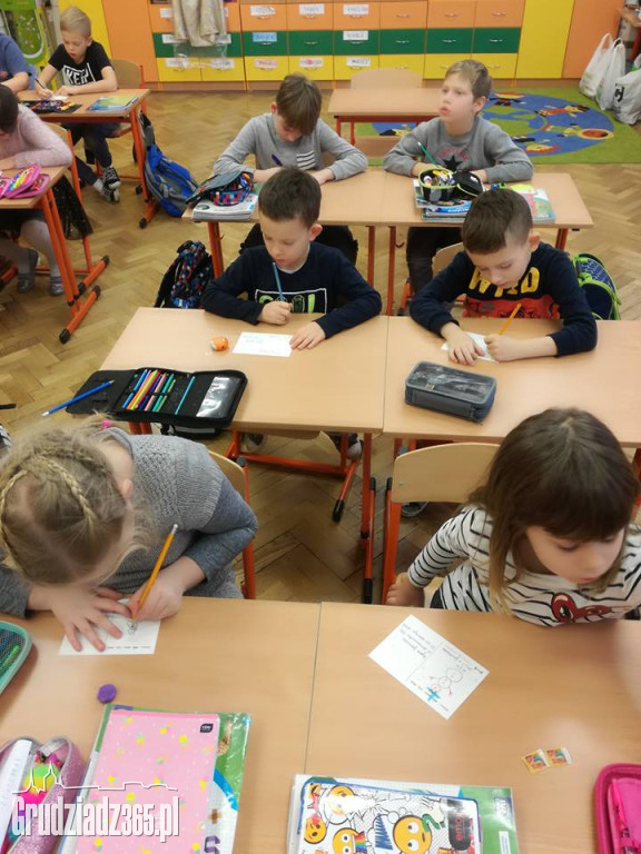SP 1 w Grudziądzu wsparło dwie akcje i uszczęśliwiło ciężko chore dzieci