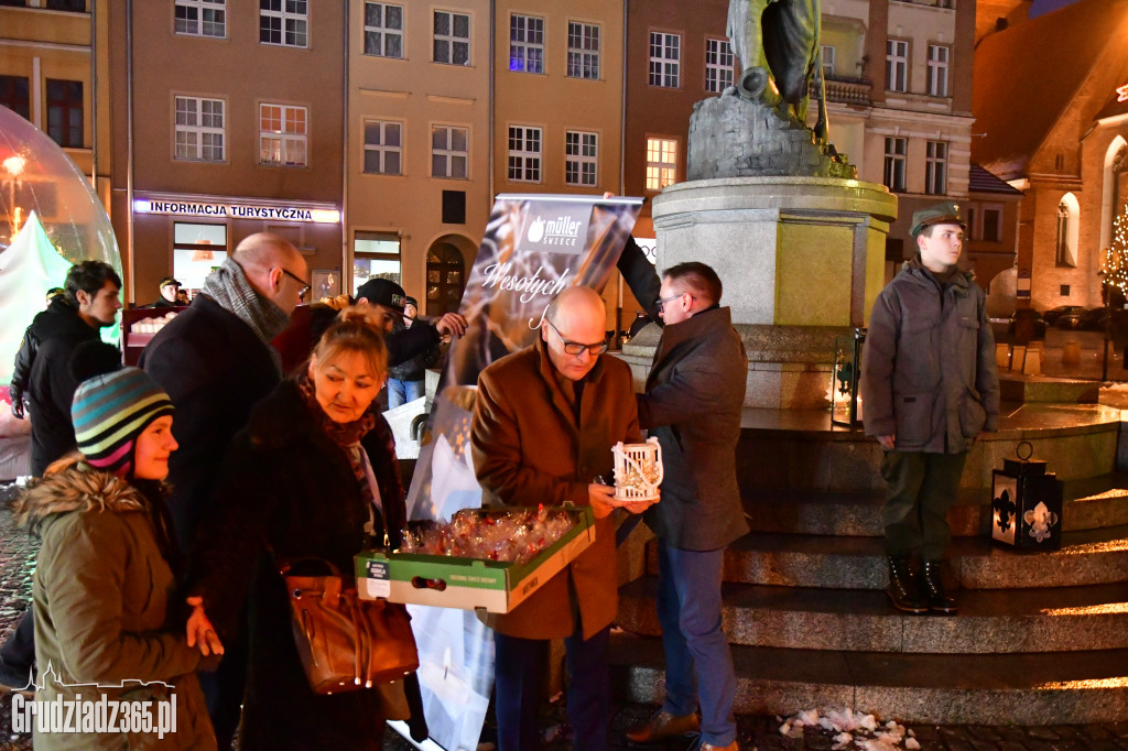 Światło z Betlejem w Grudziądzu- Fotorelacja