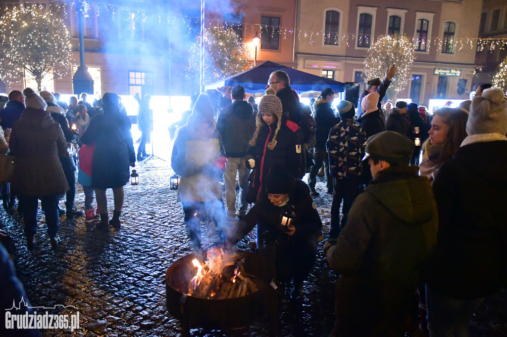 Światło z Betlejem w Grudziądzu- Fotorelacja