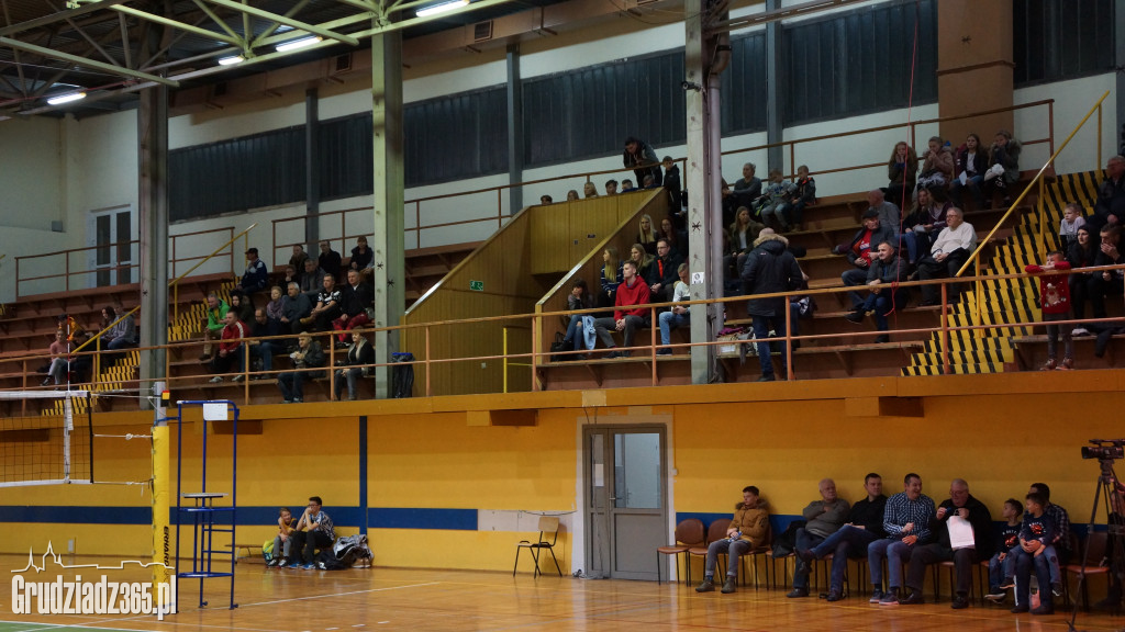 KS Stal wygrywa z GKS Stoczniowiec
