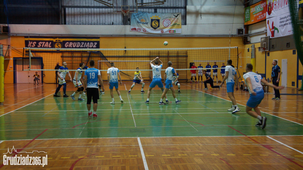 KS Stal wygrywa z GKS Stoczniowiec