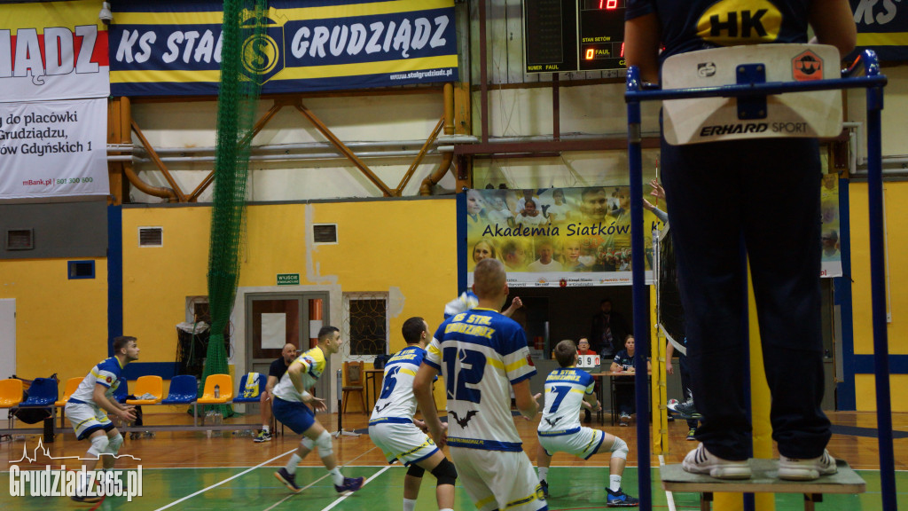 KS Stal wygrywa z GKS Stoczniowiec
