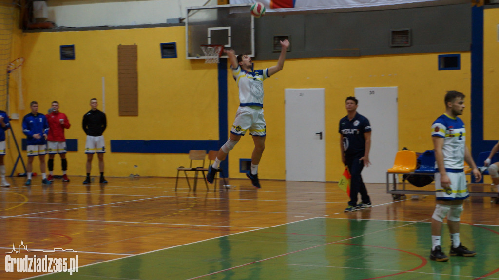KS Stal wygrywa z GKS Stoczniowiec
