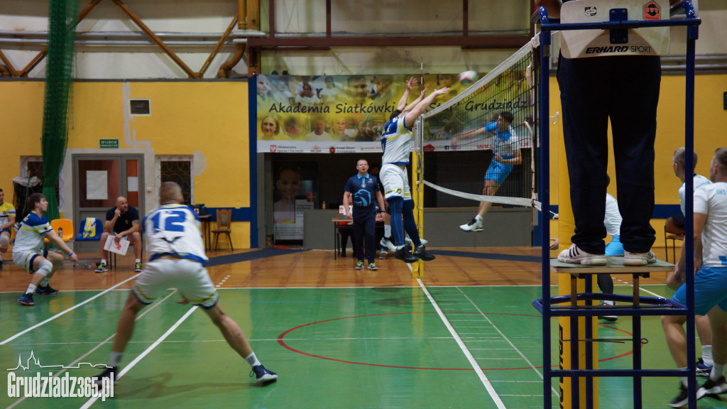 KS Stal wygrywa z GKS Stoczniowiec