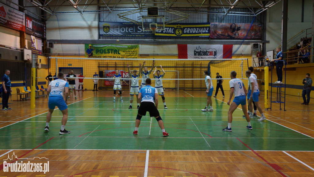KS Stal wygrywa z GKS Stoczniowiec