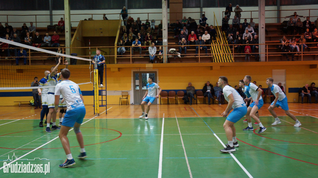 KS Stal wygrywa z GKS Stoczniowiec