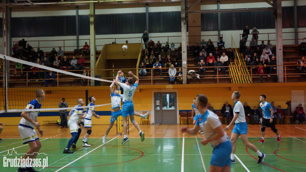 KS Stal wygrywa z GKS Stoczniowiec