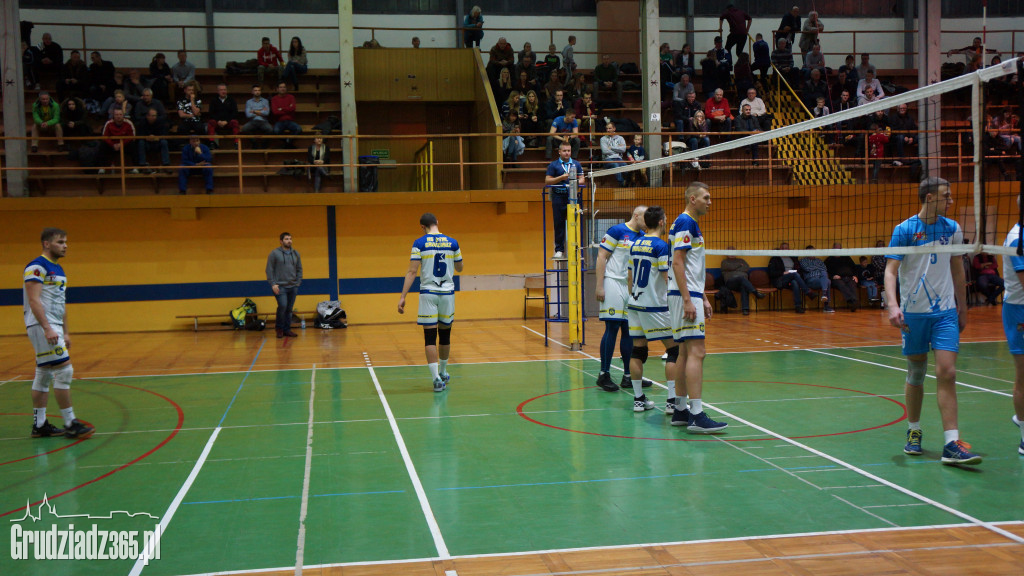 KS Stal wygrywa z GKS Stoczniowiec