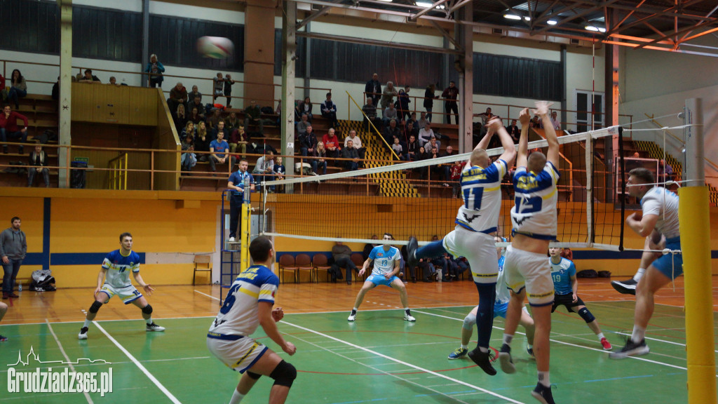 KS Stal wygrywa z GKS Stoczniowiec