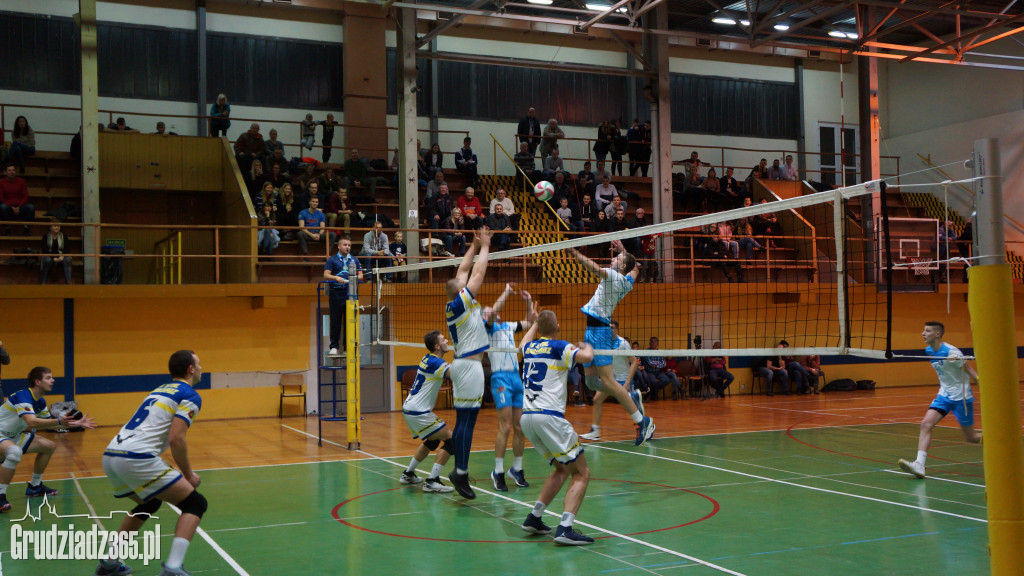 KS Stal wygrywa z GKS Stoczniowiec