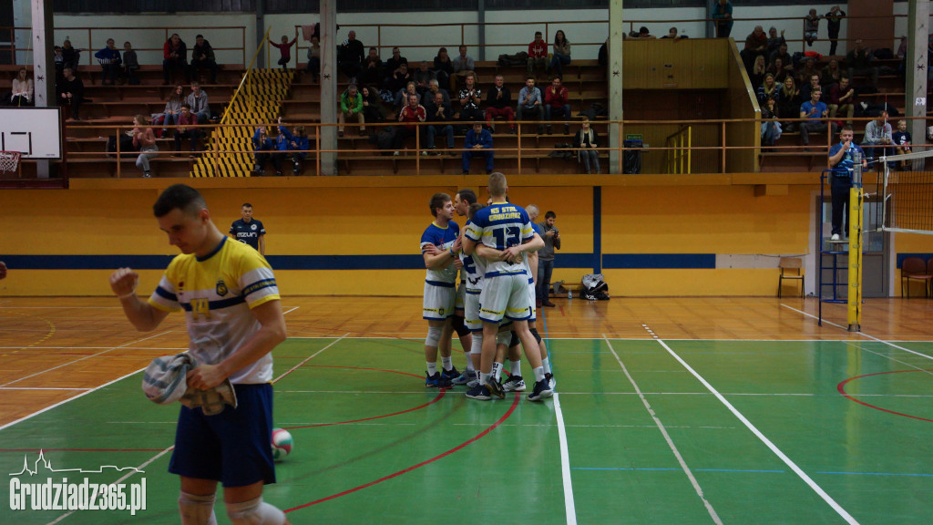 KS Stal wygrywa z GKS Stoczniowiec