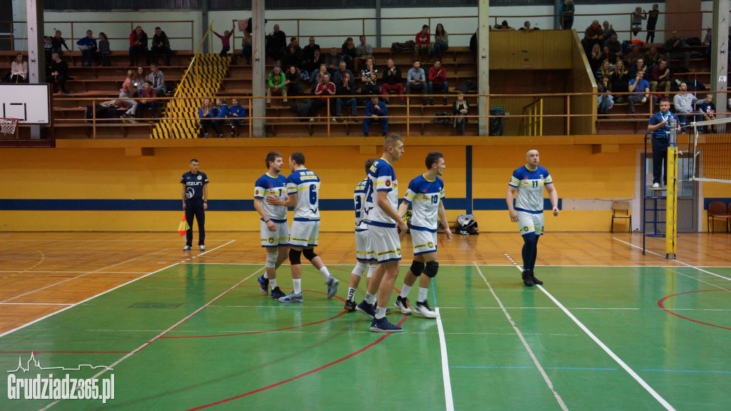 KS Stal wygrywa z GKS Stoczniowiec