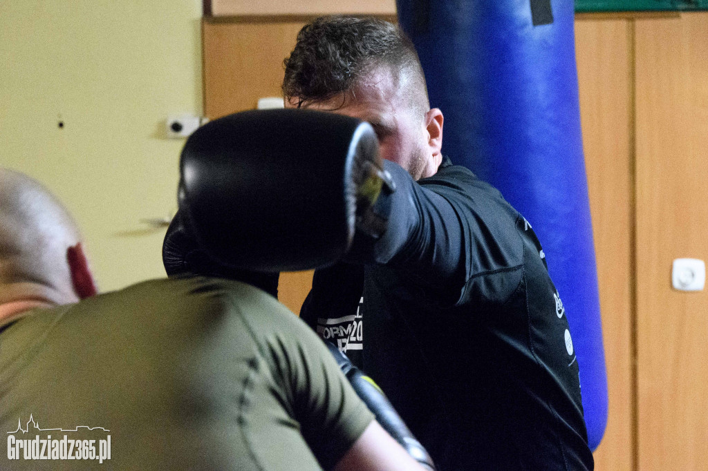 Trening kickboxingu