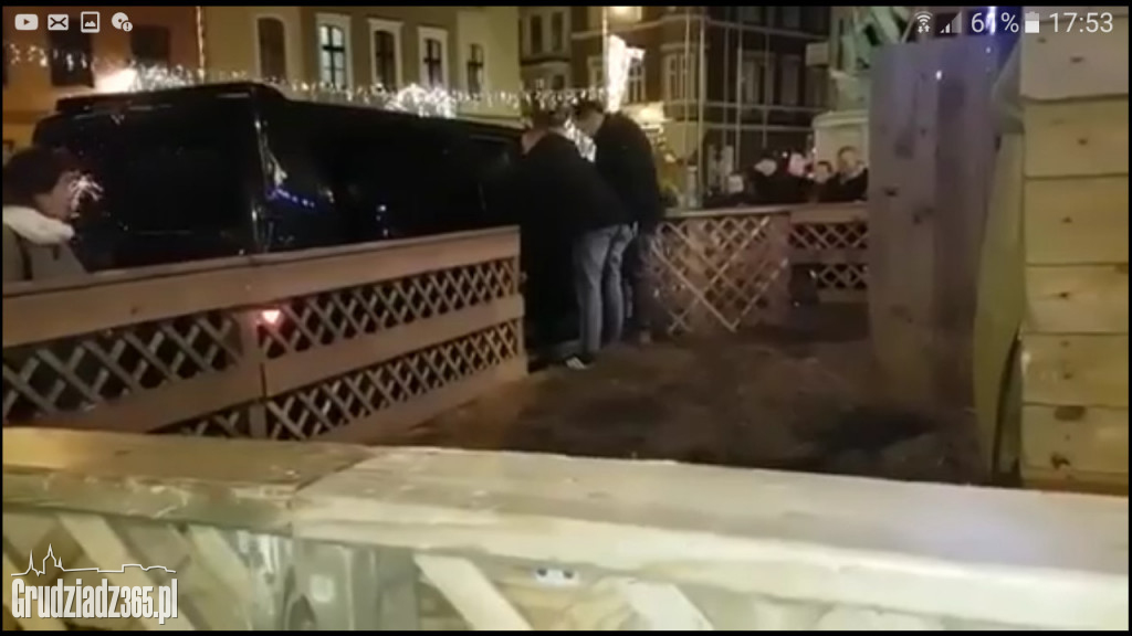 Osiołka z Rynku w Grudziądzu wywieziono