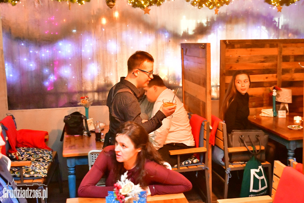 Goście w Fado Cafe