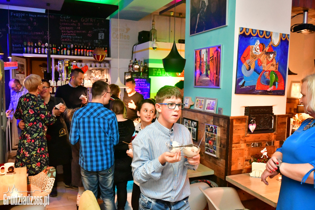 Goście w Fado Cafe