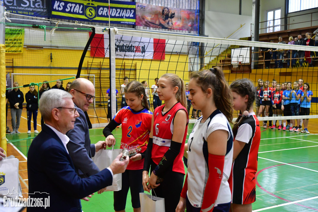 Międzynarodowy turniej siatkówki młodziczek