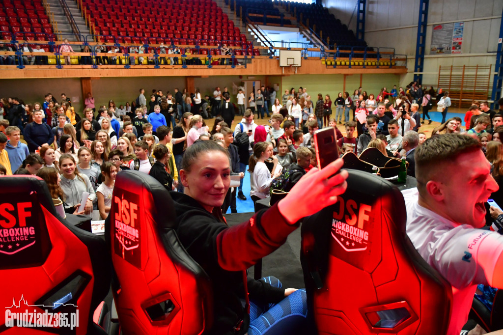Lekcja WF z Mistrzami Kickboxingu