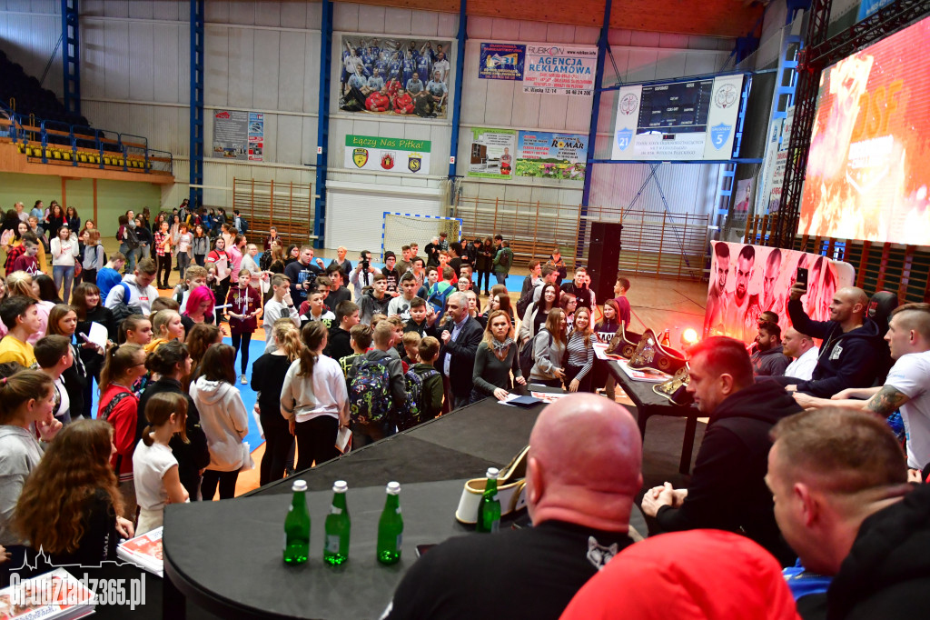 Lekcja WF z Mistrzami Kickboxingu