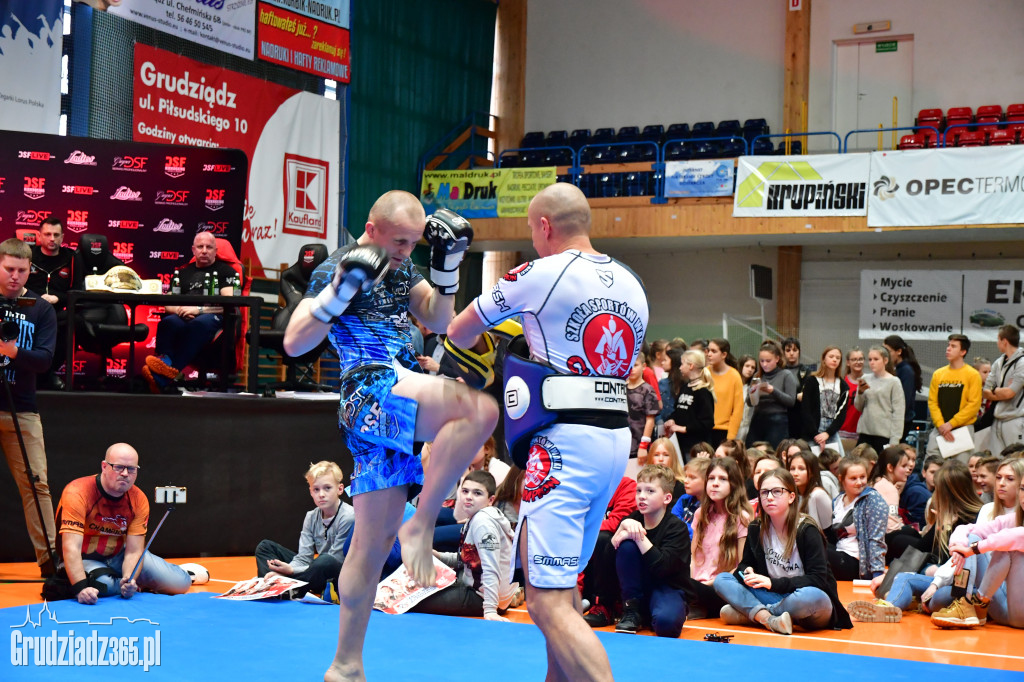 Lekcja WF z Mistrzami Kickboxingu