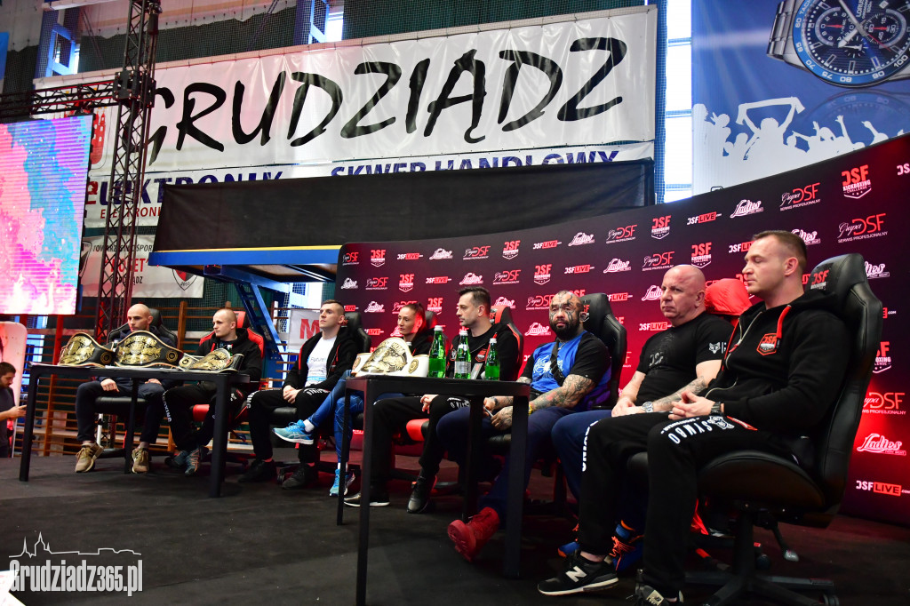Lekcja WF z Mistrzami Kickboxingu