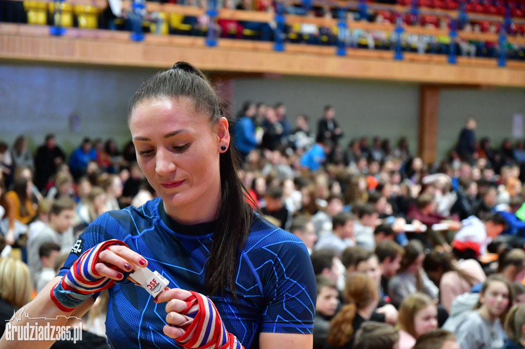 Lekcja WF z Mistrzami Kickboxingu
